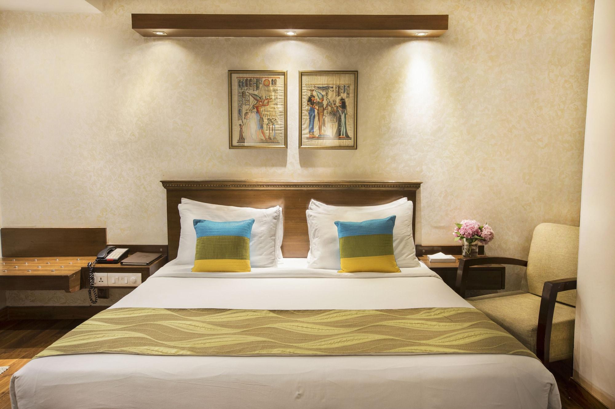 Rockland Hotel, C.R Park Yeni Delhi Dış mekan fotoğraf