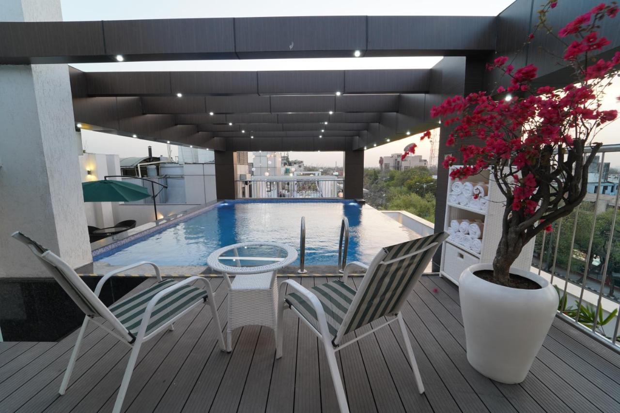 Rockland Hotel, C.R Park Yeni Delhi Dış mekan fotoğraf