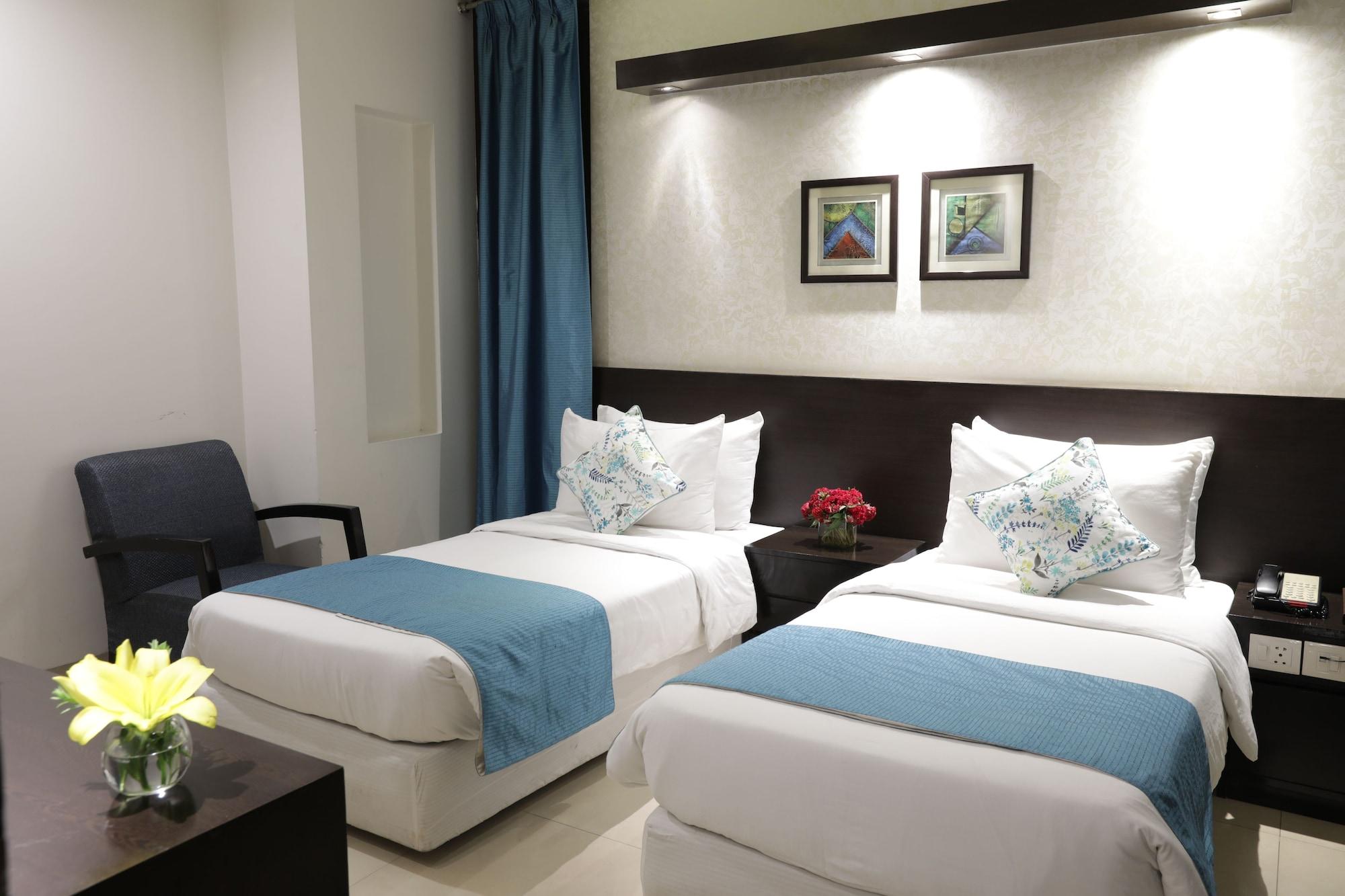 Rockland Hotel, C.R Park Yeni Delhi Dış mekan fotoğraf