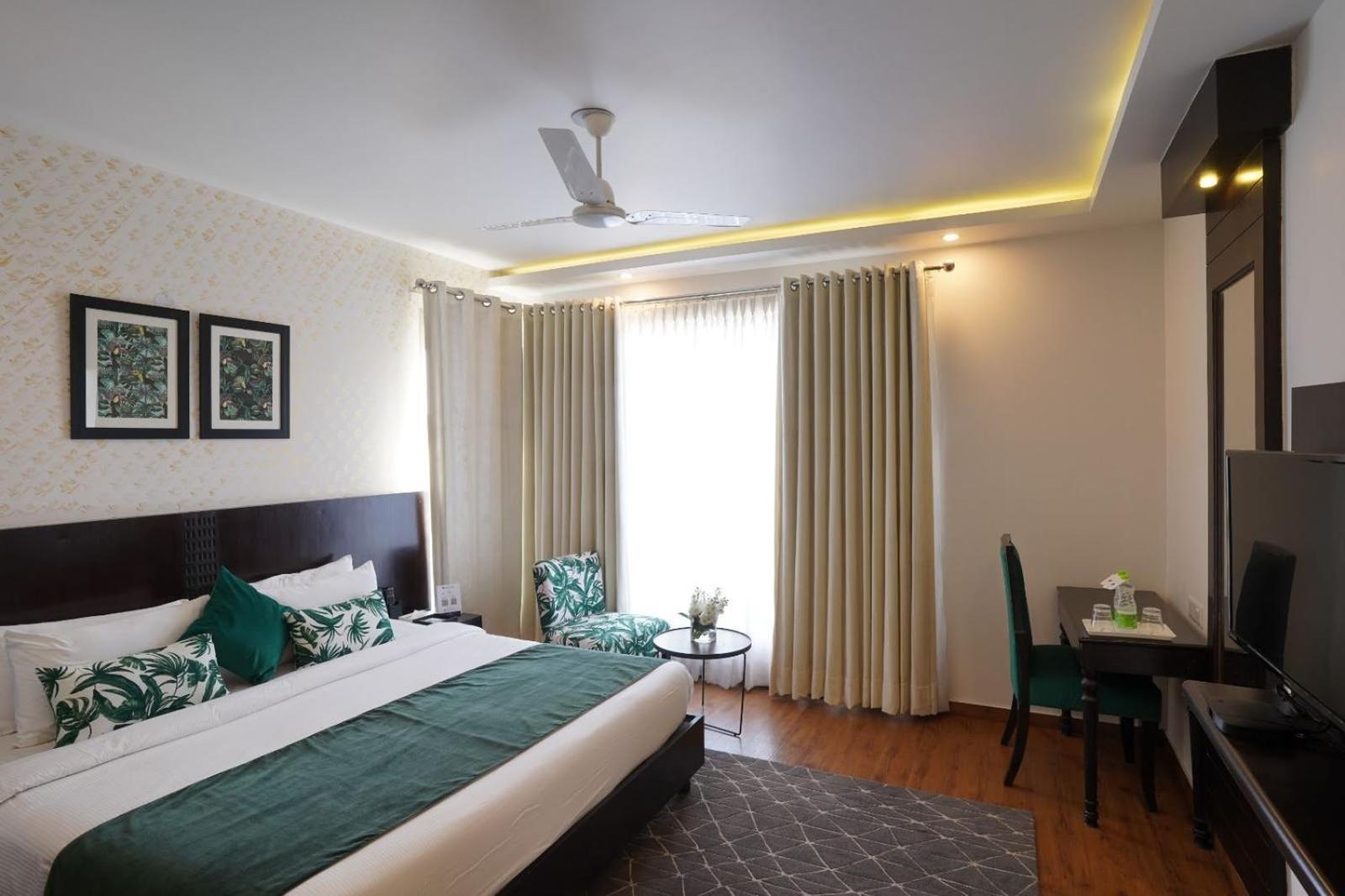 Rockland Hotel, C.R Park Yeni Delhi Dış mekan fotoğraf