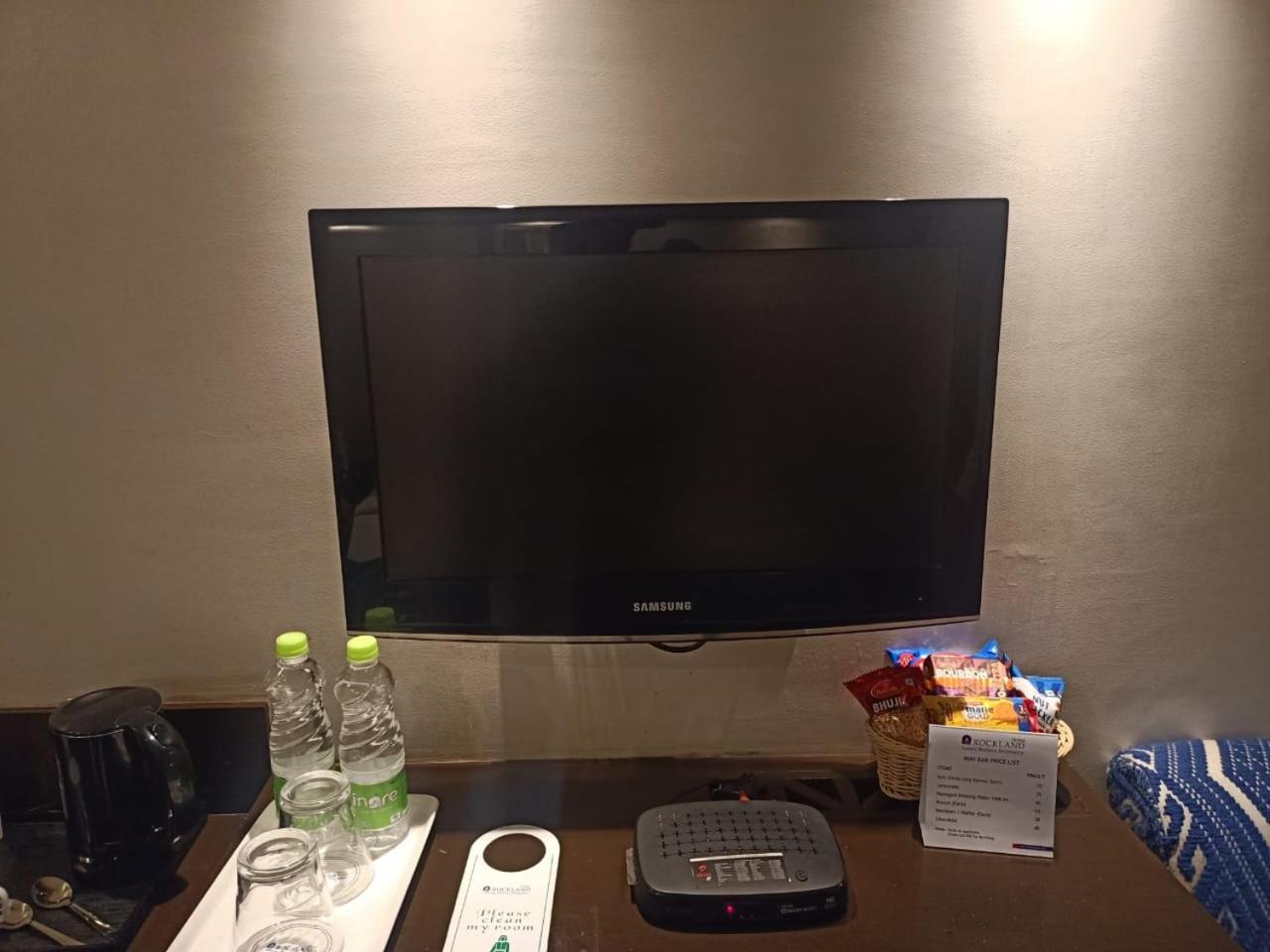 Rockland Hotel, C.R Park Yeni Delhi Dış mekan fotoğraf