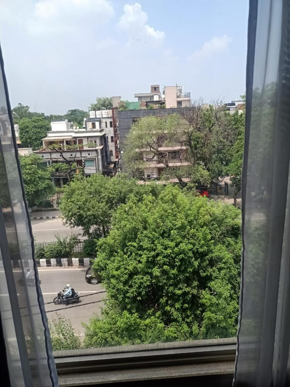 Rockland Hotel, C.R Park Yeni Delhi Dış mekan fotoğraf