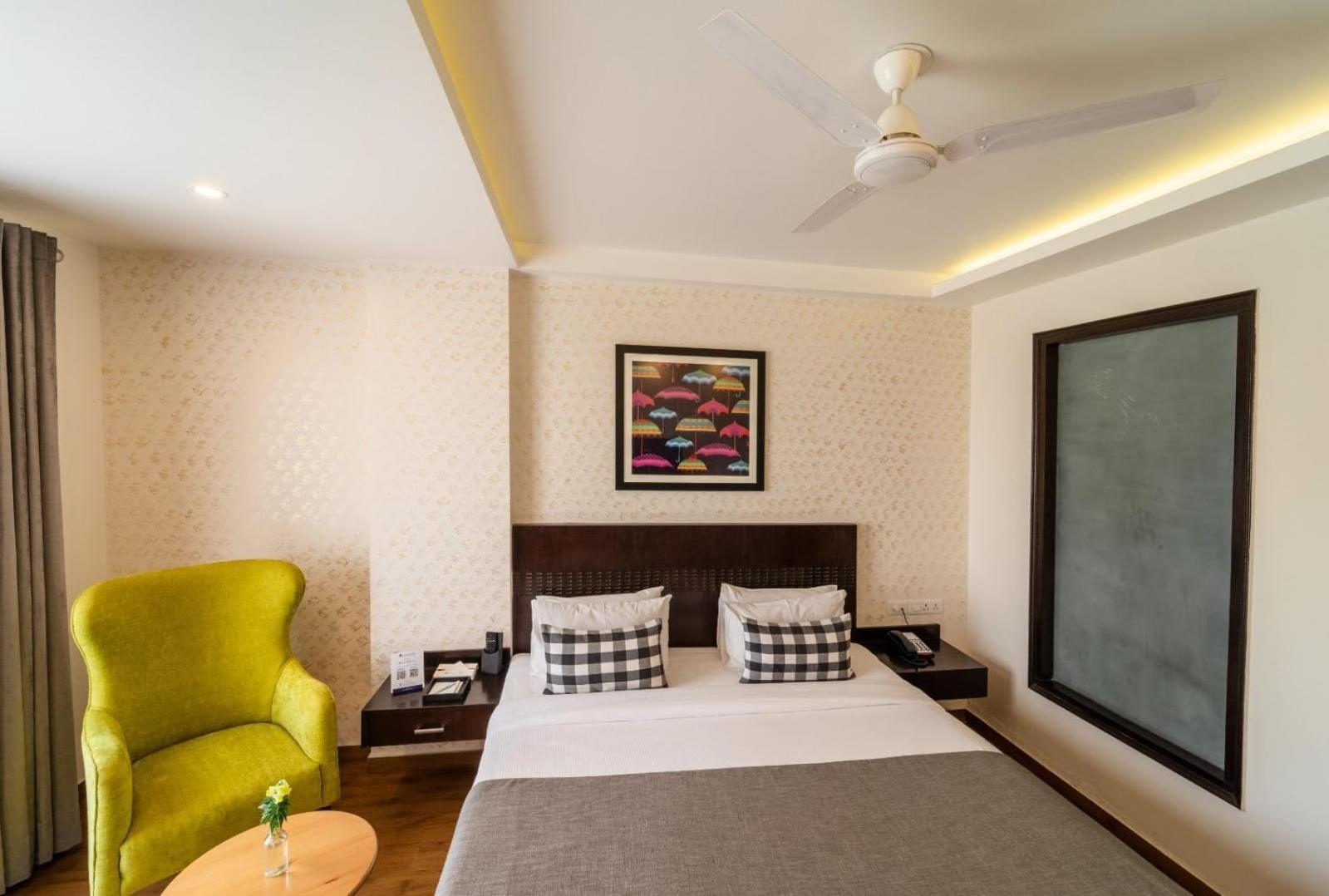 Rockland Hotel, C.R Park Yeni Delhi Dış mekan fotoğraf