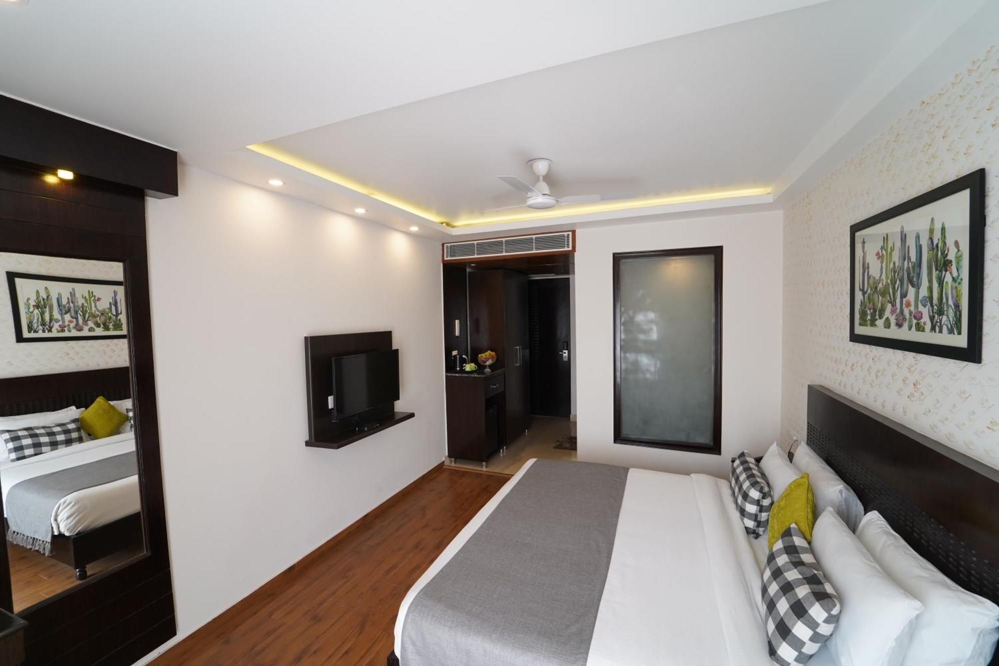 Rockland Hotel, C.R Park Yeni Delhi Dış mekan fotoğraf