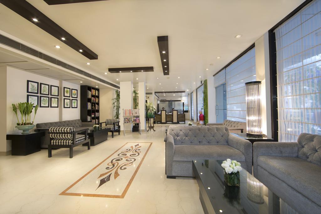 Rockland Hotel, C.R Park Yeni Delhi Dış mekan fotoğraf
