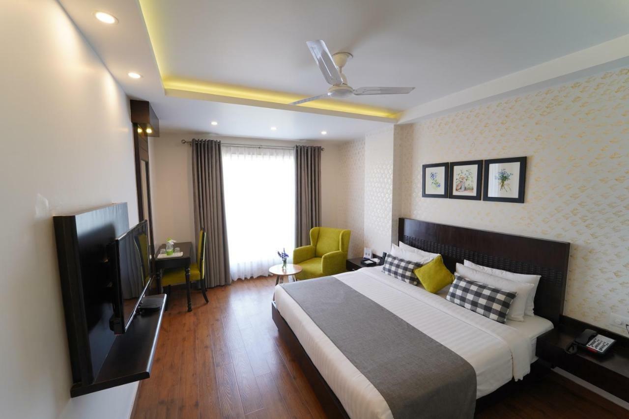 Rockland Hotel, C.R Park Yeni Delhi Dış mekan fotoğraf