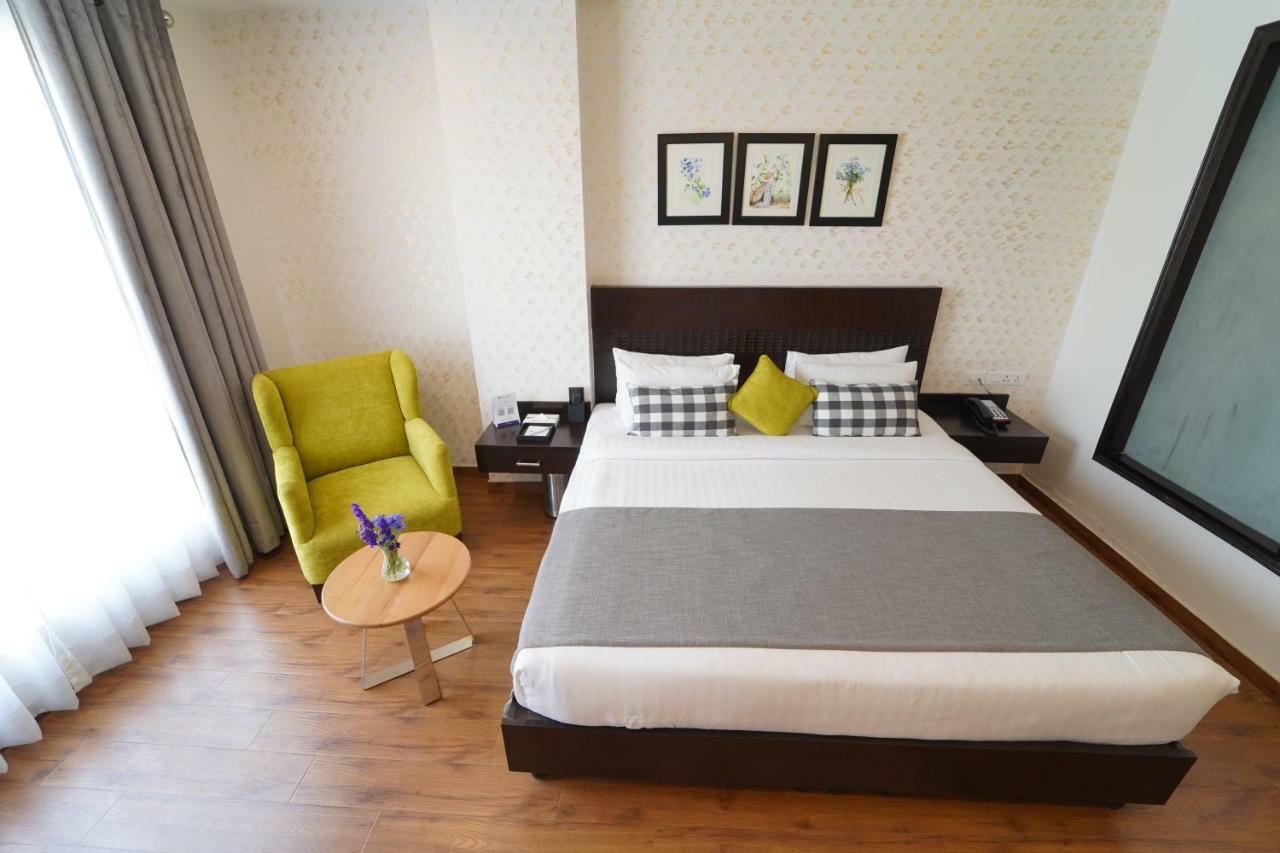 Rockland Hotel, C.R Park Yeni Delhi Dış mekan fotoğraf